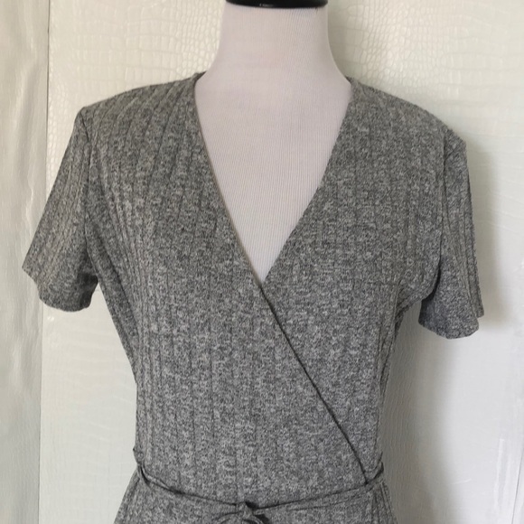 ZARA SHORT WRAP DRESS - Picture 2 of 7